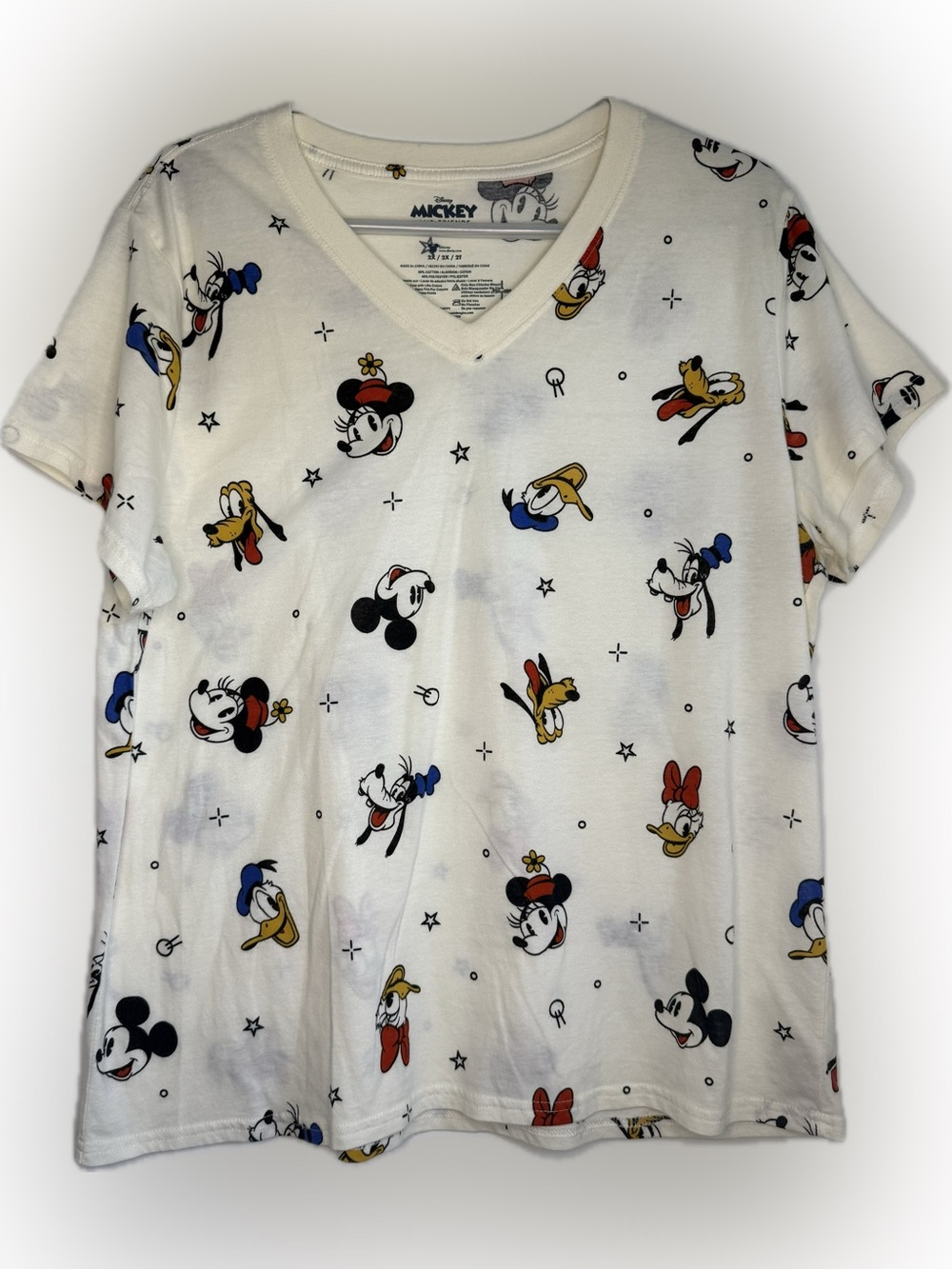 Disney Mickey & Friends Women's V‑Neck T-shirt Plus Size 2X